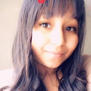 Meet your Posher, Adradriana